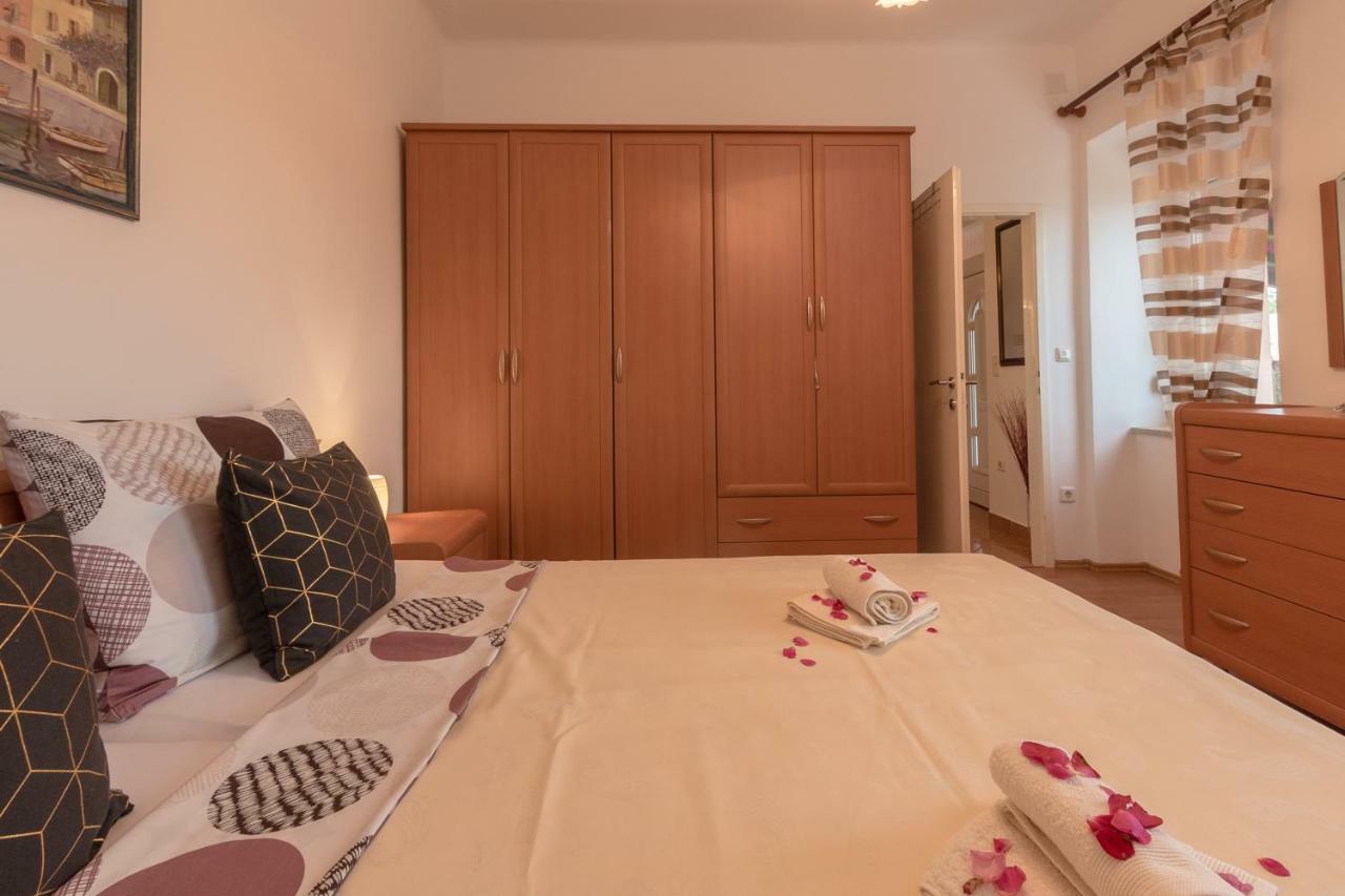 Apartment Paula Jadranovo Exterior foto
